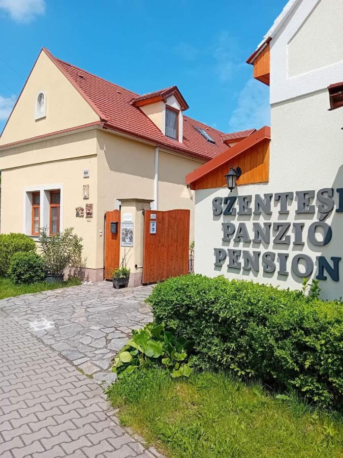 Szentesi Panzio Bed & Breakfast Fertorakos Exterior photo