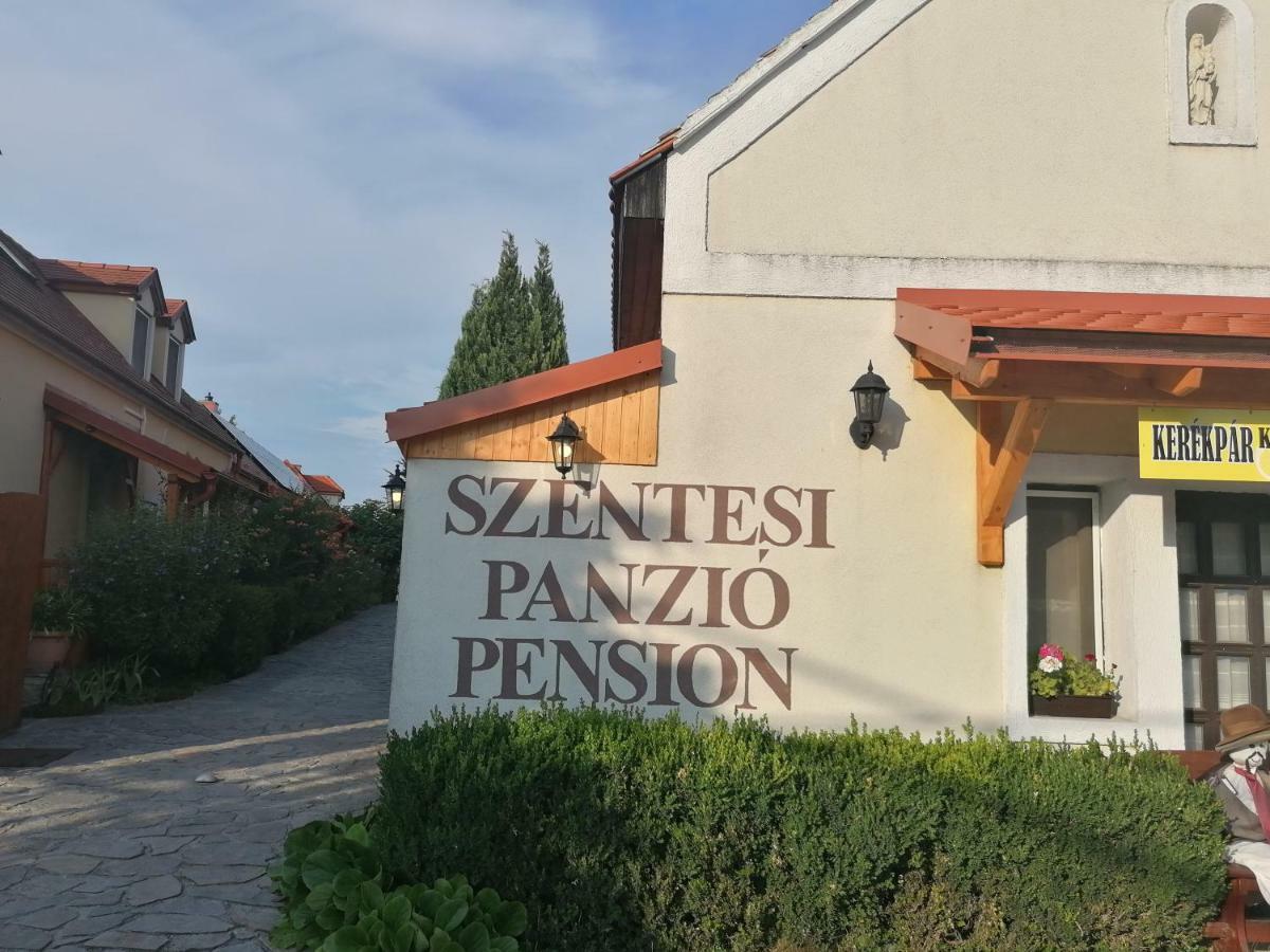 Szentesi Panzio Bed & Breakfast Fertorakos Exterior photo